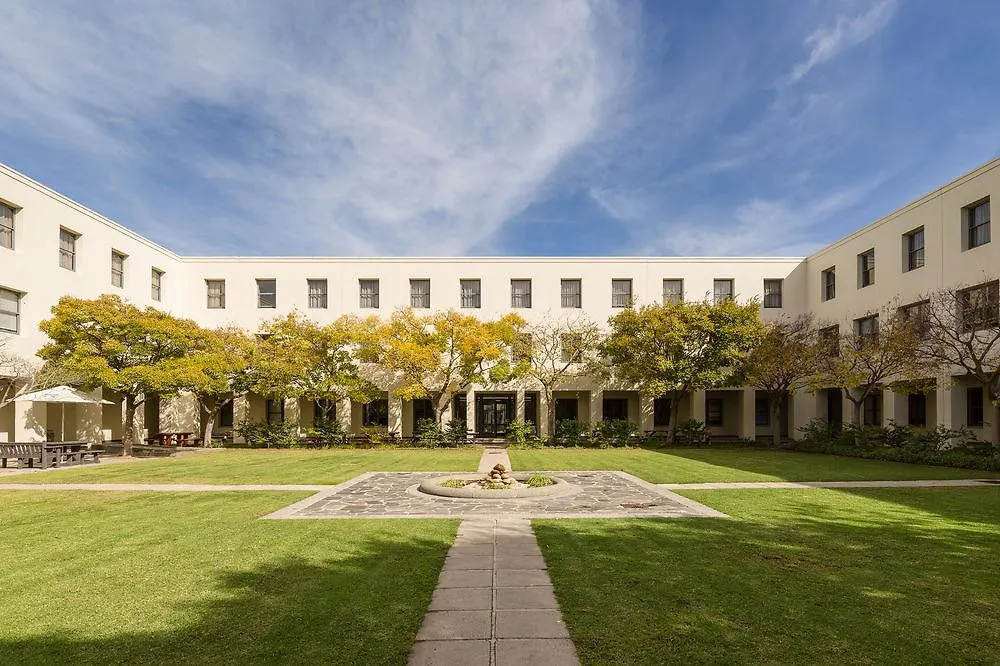 Protea Hotel By Marriott Cape Town Waterfront Breakwater Lodge