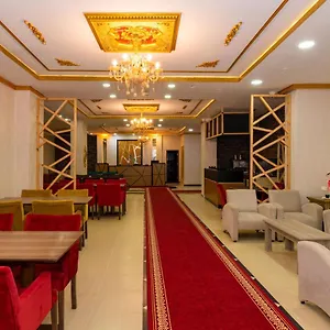 Hotel Golden Flower **