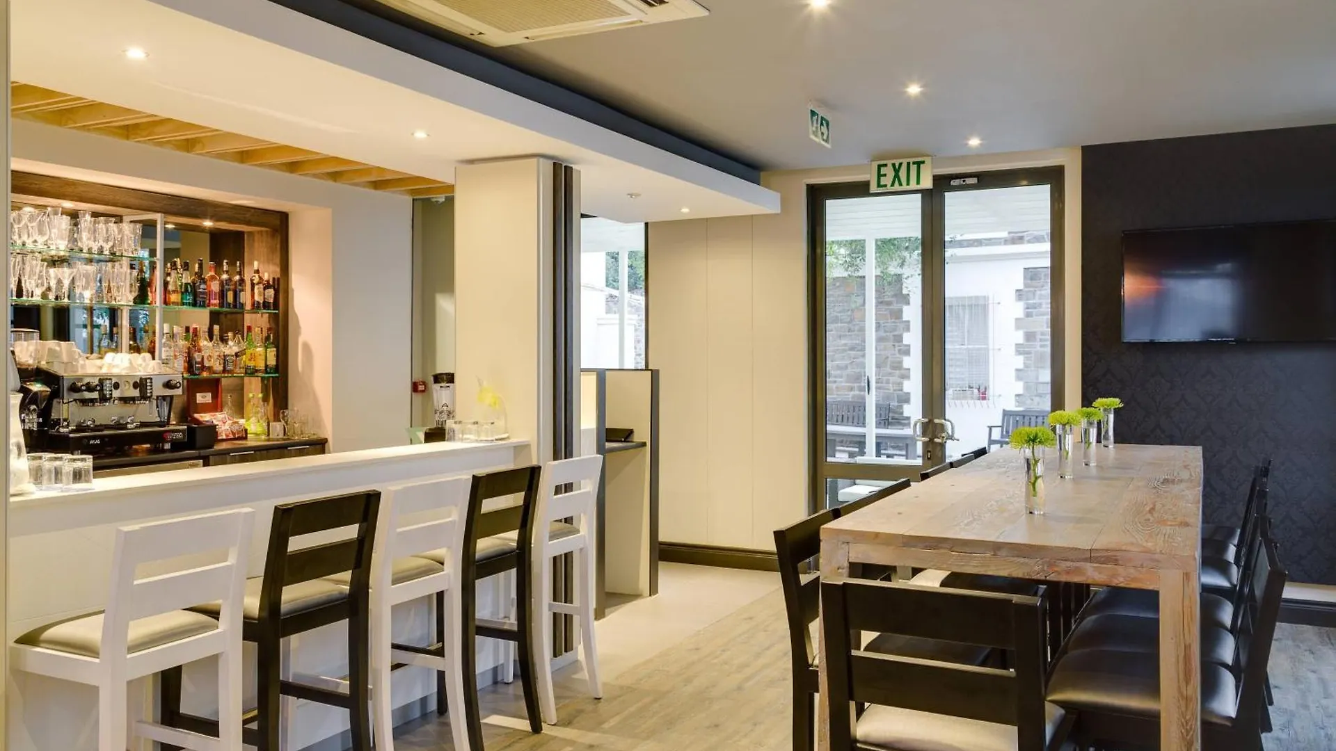 Protea Hotel By Marriott Cape Town Waterfront Breakwater Lodge 3*,  Sudafrica