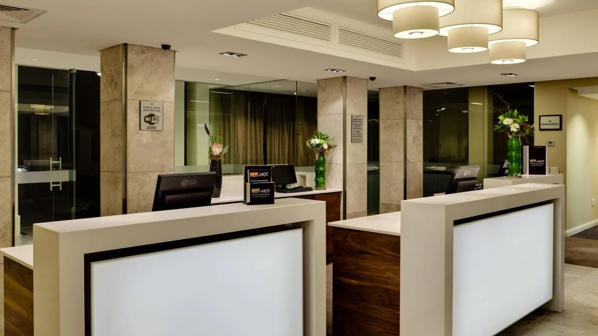 Protea Hotel By Marriott Cape Town Waterfront Breakwater Lodge