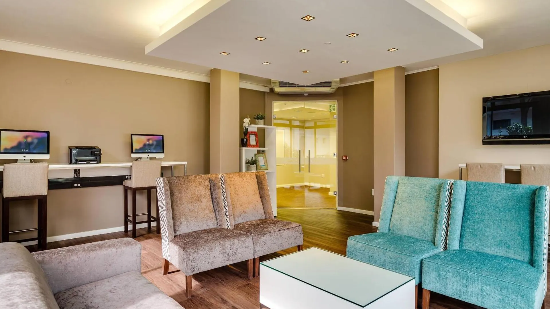 Protea Hotel By Marriott Cape Town Waterfront Breakwater Lodge